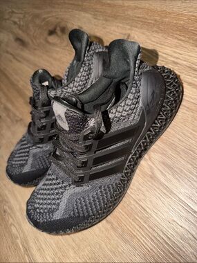 Adidas Ultra 4D 5.0, size 6